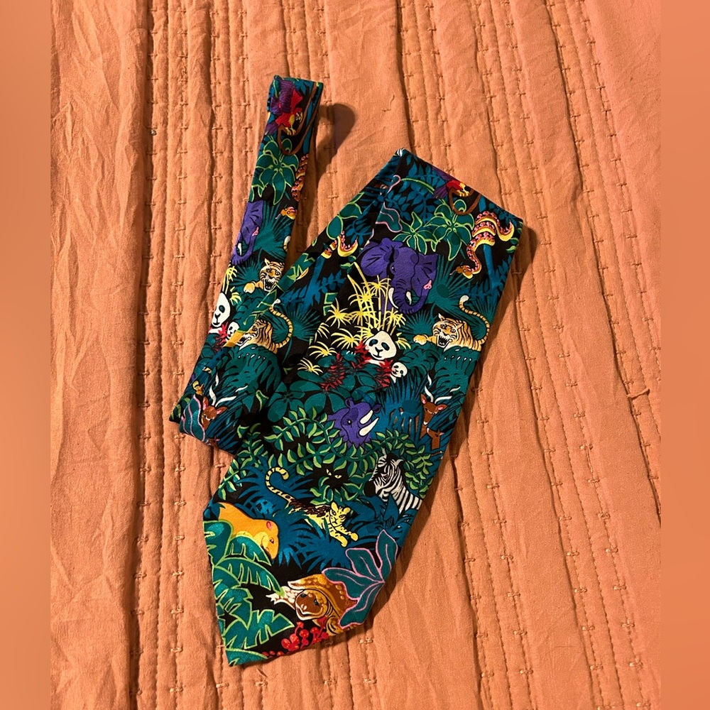 Addiction tie